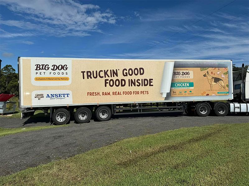 truck sign writer 0004 truck signs lismore