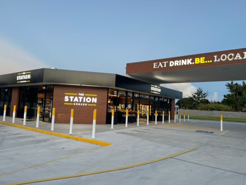 wrapt signs_0002_outdoor retail signage wrapt signs 0002 outdoor retail signage