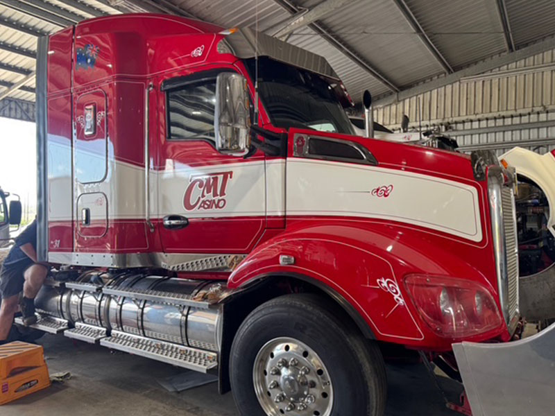 wrapt signs_0005_truck signage wrapt signs 0005 truck signage