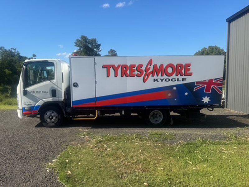 wrapt signs_0008_truck advertising wrapt signs 0008 truck advertising